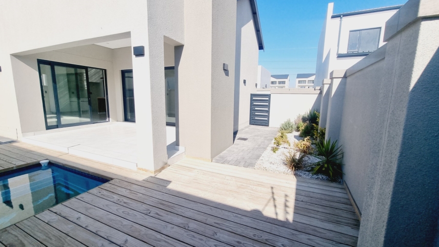 3 Bedroom Property for Sale in Sandown Western Cape